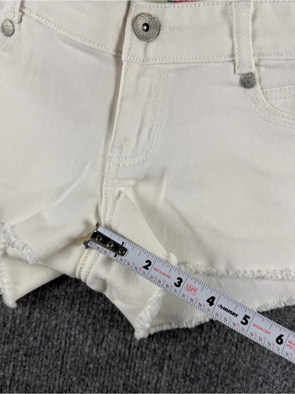 Paris Blues Cut Off Jean Shorts Womens Size 5 30W White Short Shorts Booty Short - Picture 8 of 9
